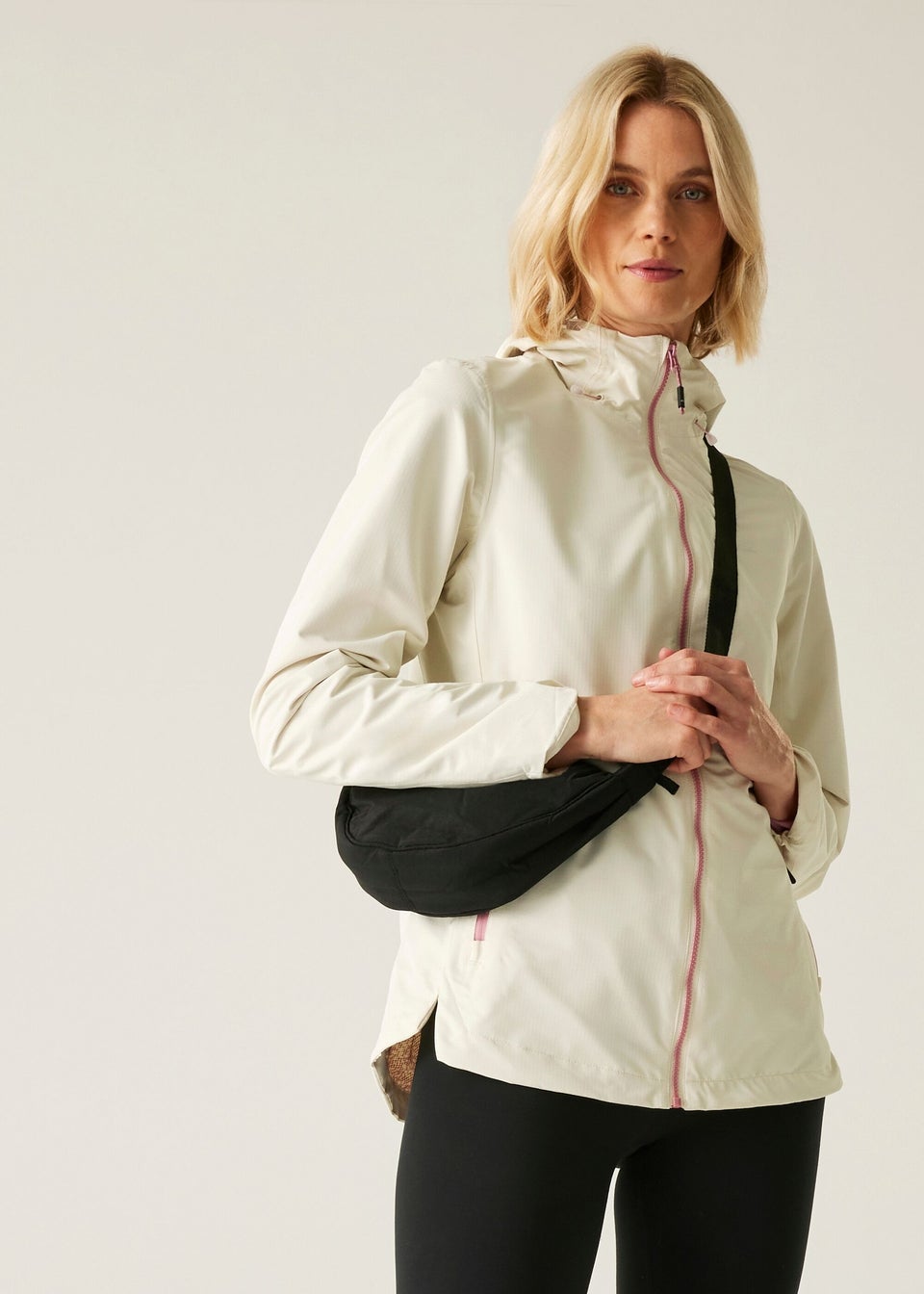 Regatta Light Vanilla Hamara IV Waterproof Breathable Isotex Jacket