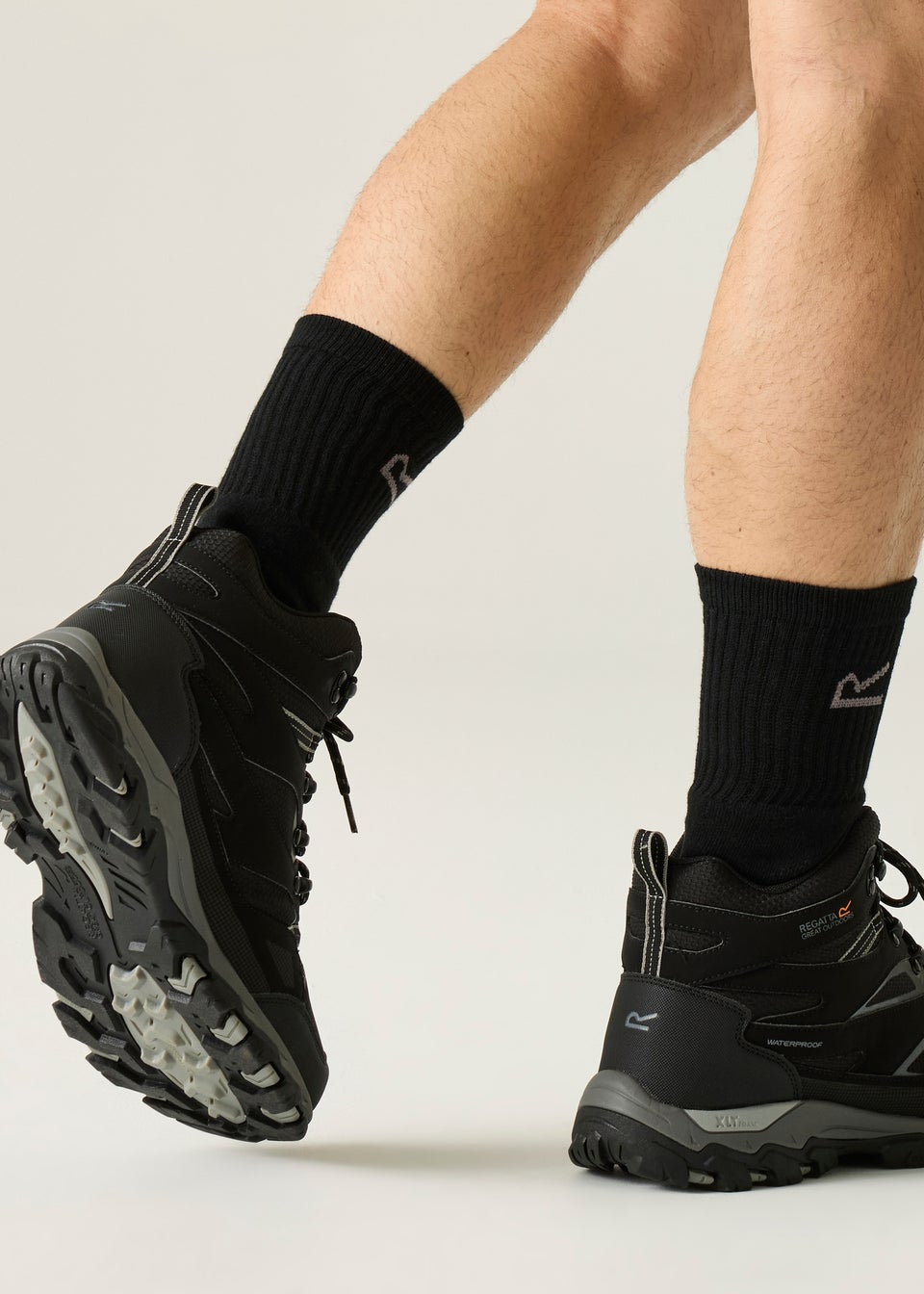 Regatta Black Granit Holcombe III Waterproof Breathable Isotex Walking Boots
