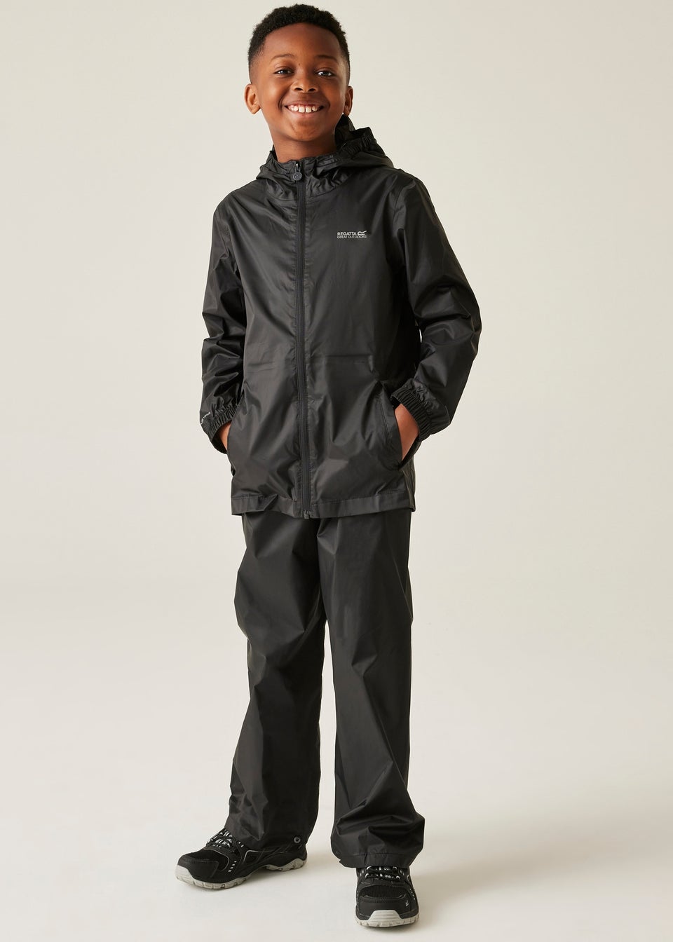 Regatta Kids Pack It Black Waterproof Breathable Isolite Overtrousers (2-14 yrs)