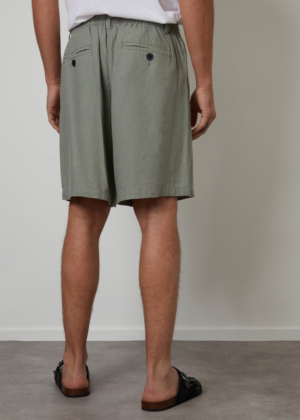 Threadbare Soft Green Linen Blend Pleated Loose Fit Shorts