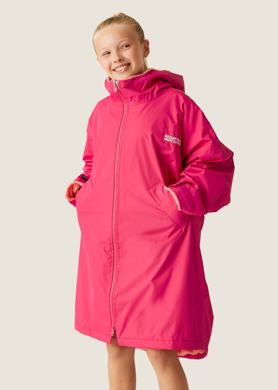 Regatta Berry  Kids Junior Waterproof Hydrofort Robe (3-13 Years)
