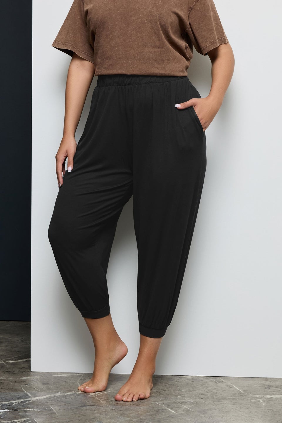 Yours Curve Black Cropped Jersey Harem Joggers