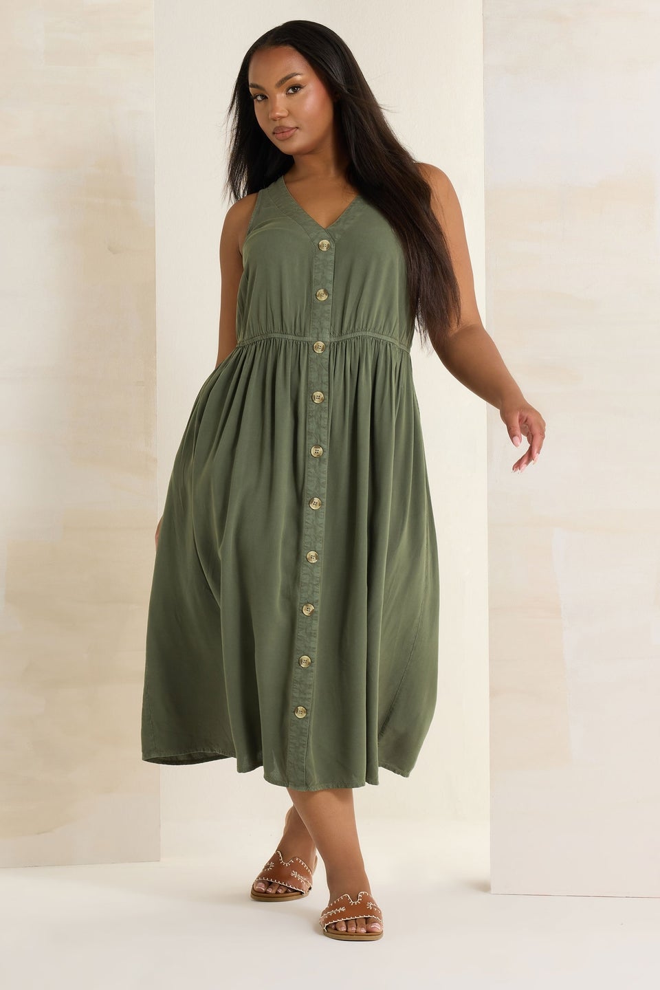 Yours Curve Khaki Green Sleeveless Button Through Chambray Dress