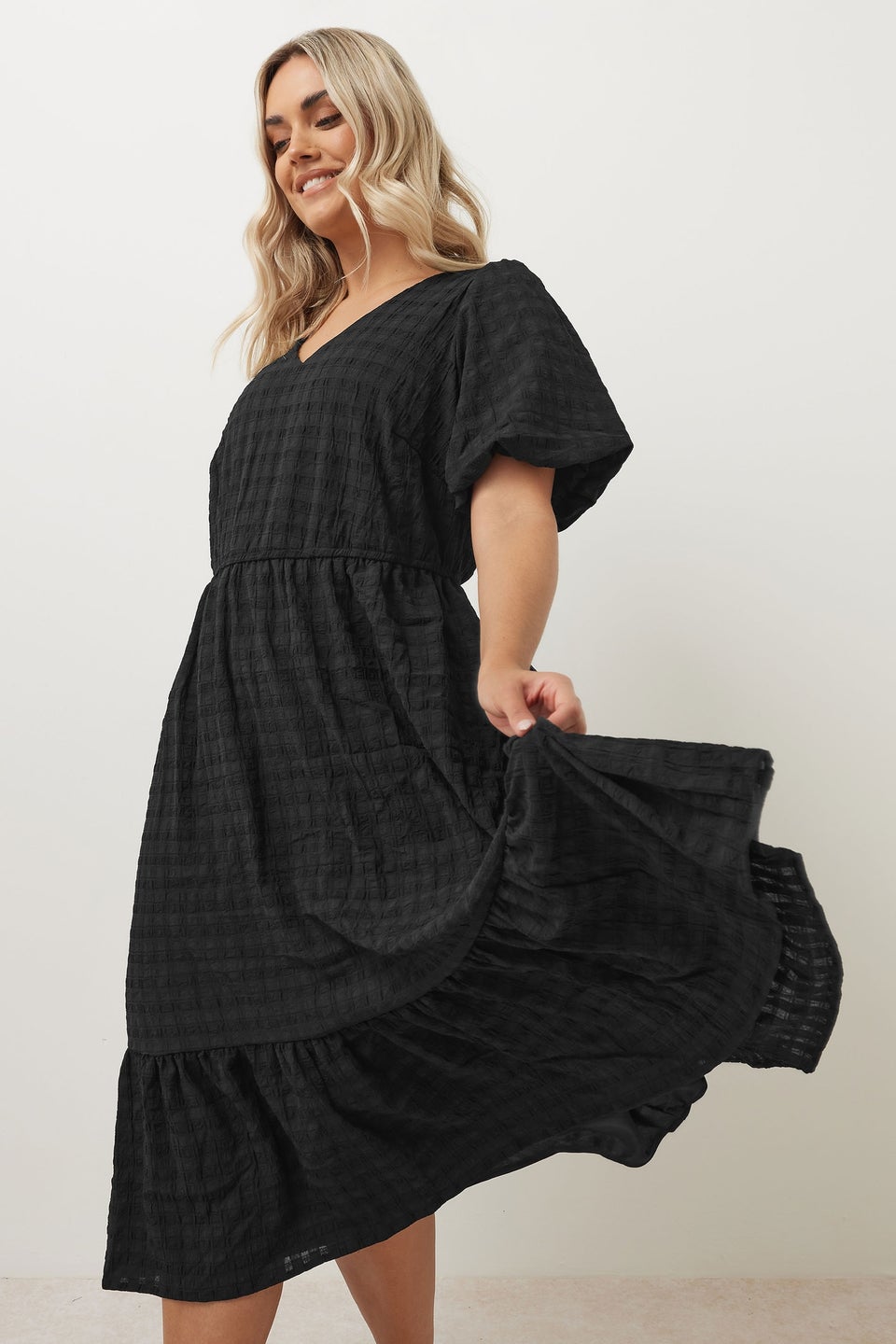 Yours Curve Black Textured Tiered Midi Dress