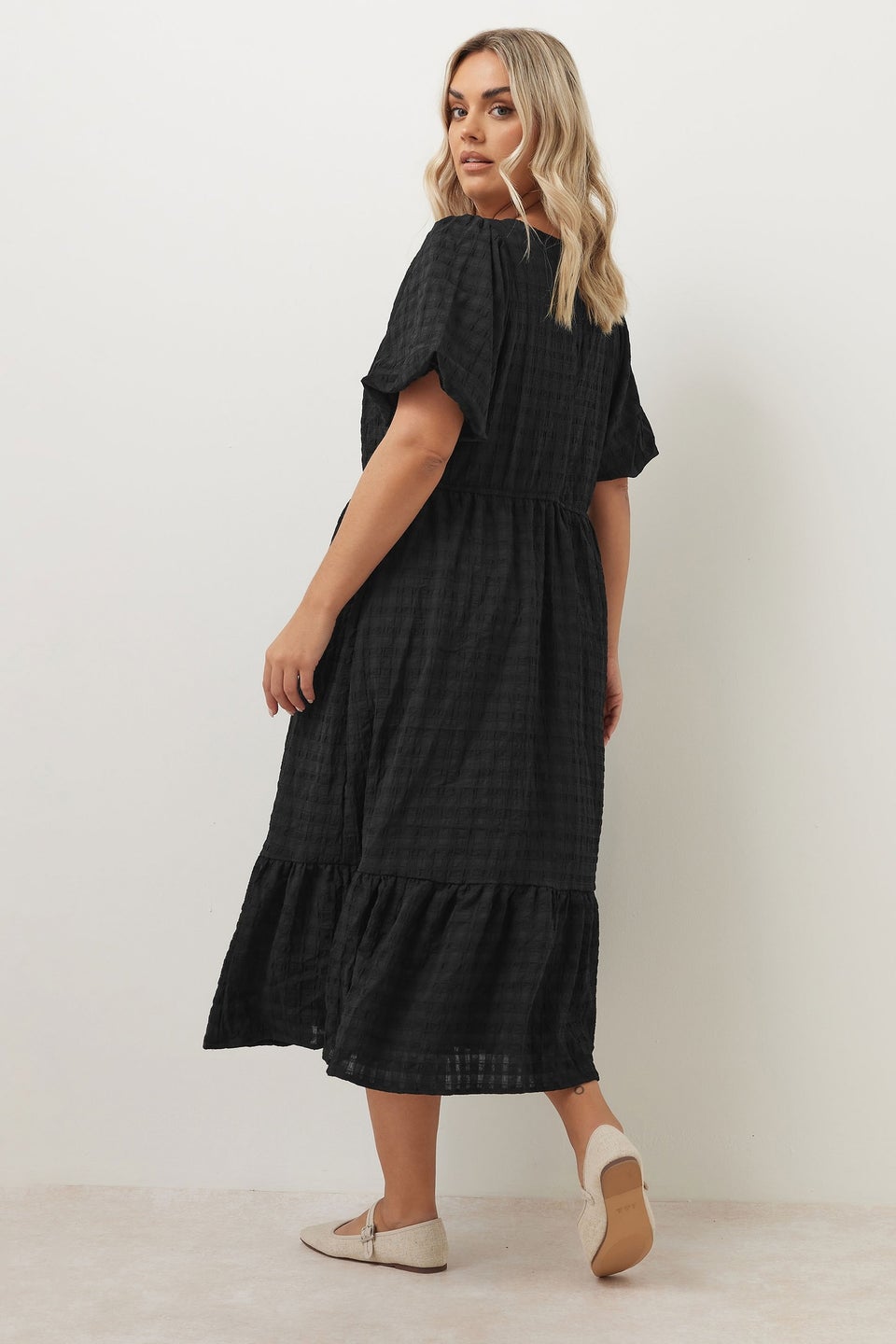 Yours Curve Black Textured Tiered Midi Dress