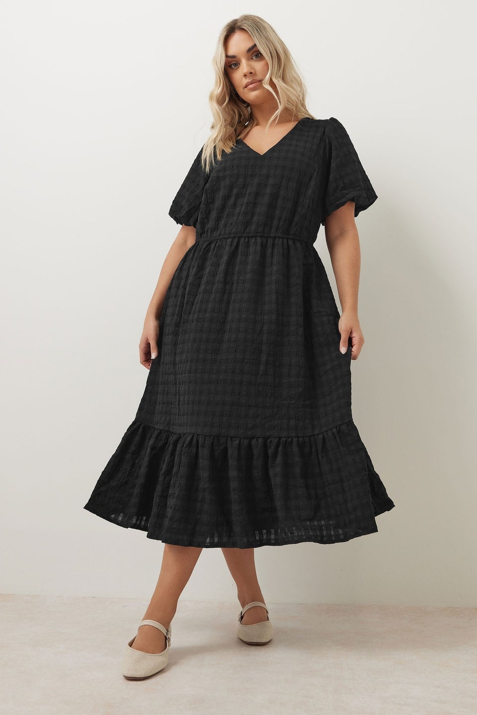 Yours Curve Black Textured Tiered Midi Dress