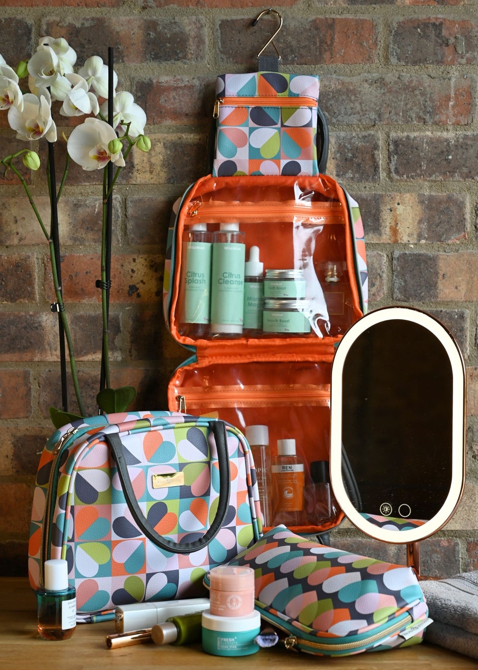 Beau & Elliot Multi Coloured Carnaby Travel Wash Bag Bloom