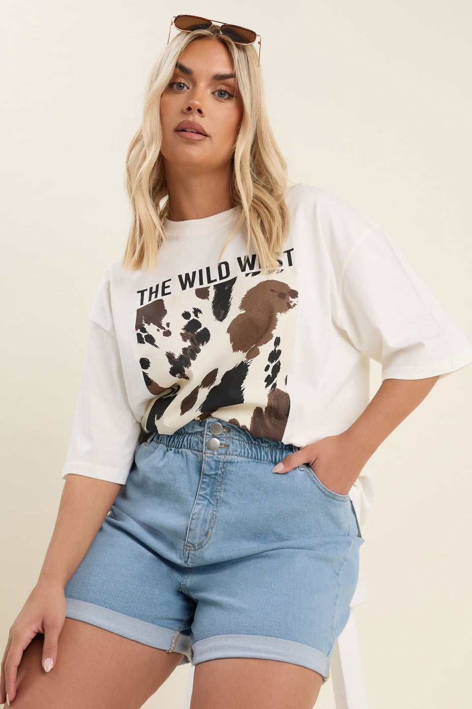 Yours Curve Blue Elasticated Waist Stretch Denim Shorts