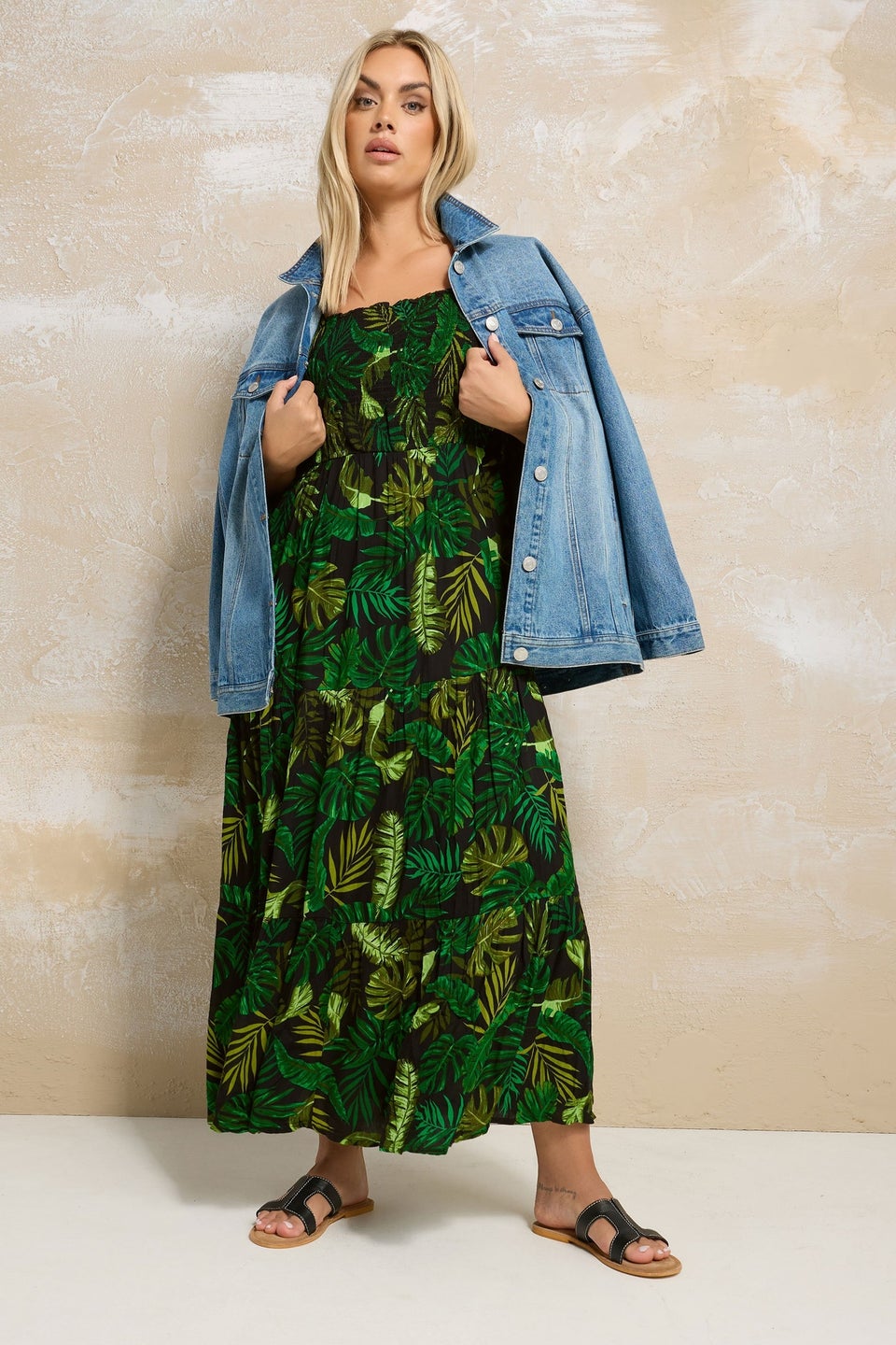 Yours Curve Black & Green Palm Print Shirred Tiered Maxi Dress