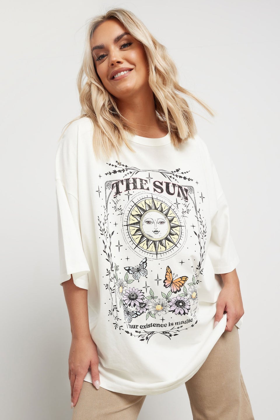Yours Curve White 'The Sun' Graphic Oversized T-Shirt