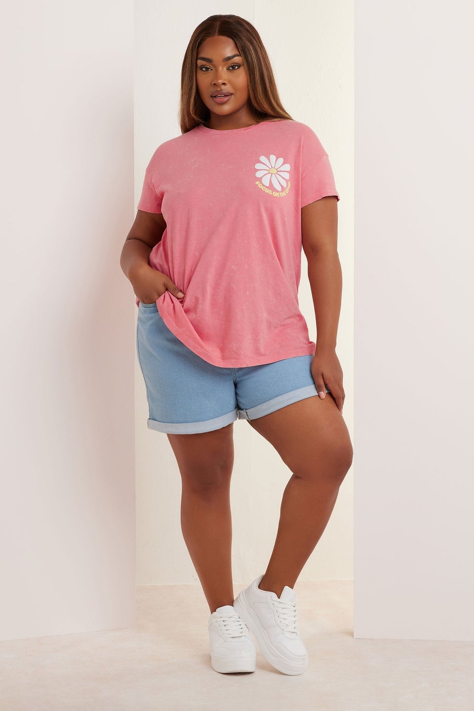 Yours Curve Pink Acid Wash 'Focus On The Good' Daisy Back Print T-Shirt
