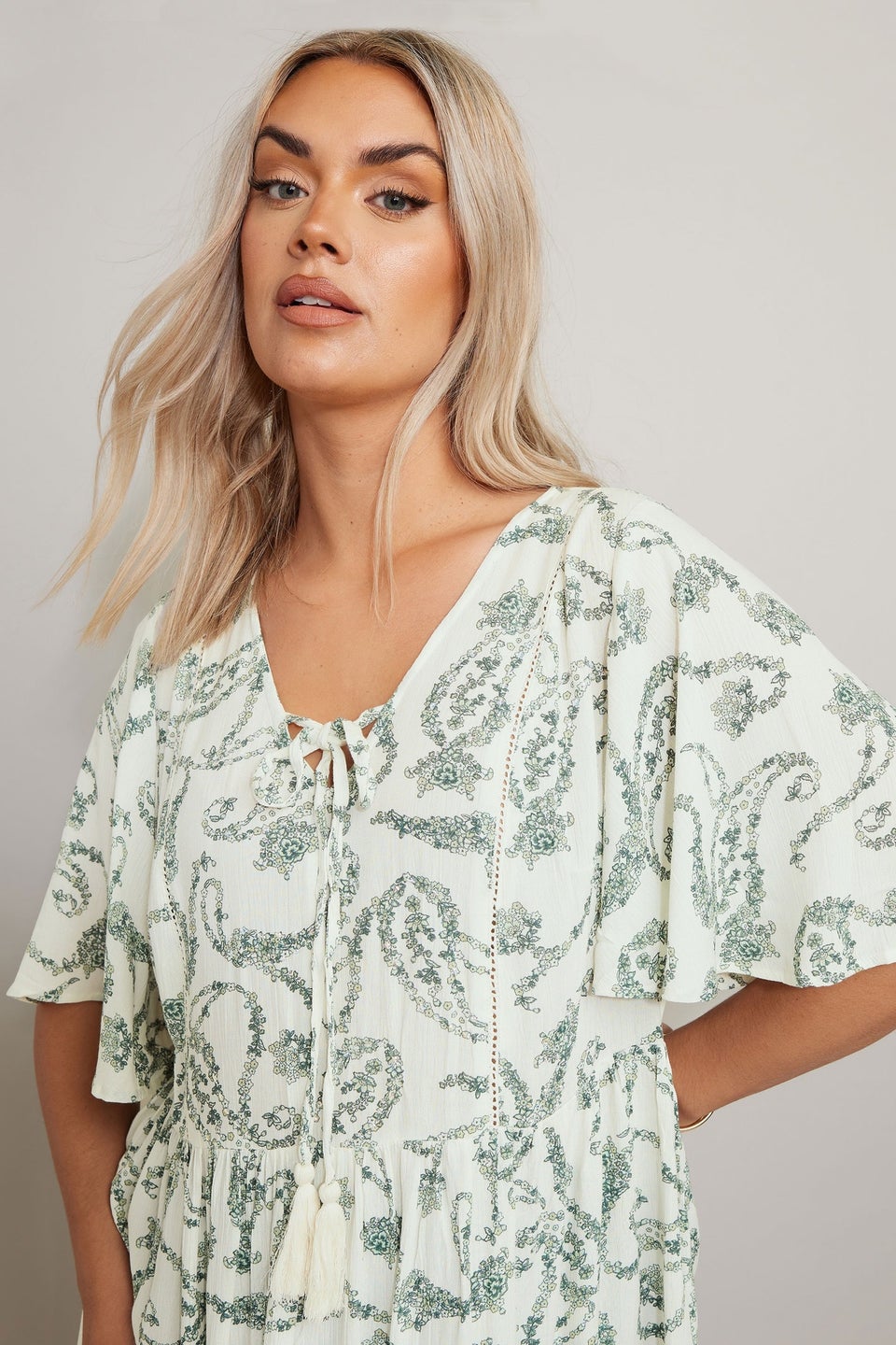 Yours Curve Green Paisley Tie Front Top