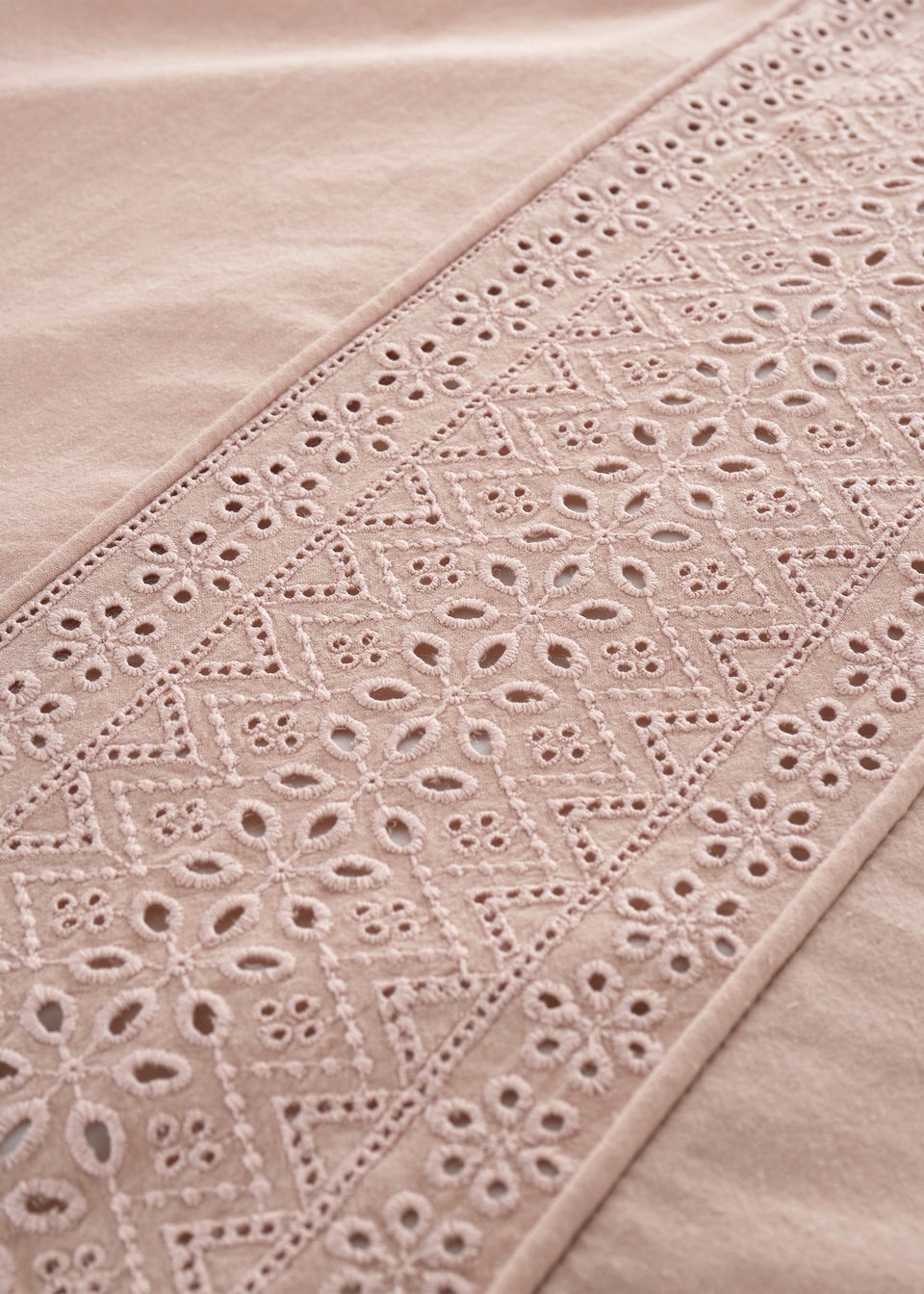 Catherine Lansfield Broderie Anglaise Blush Duvet Cover Set