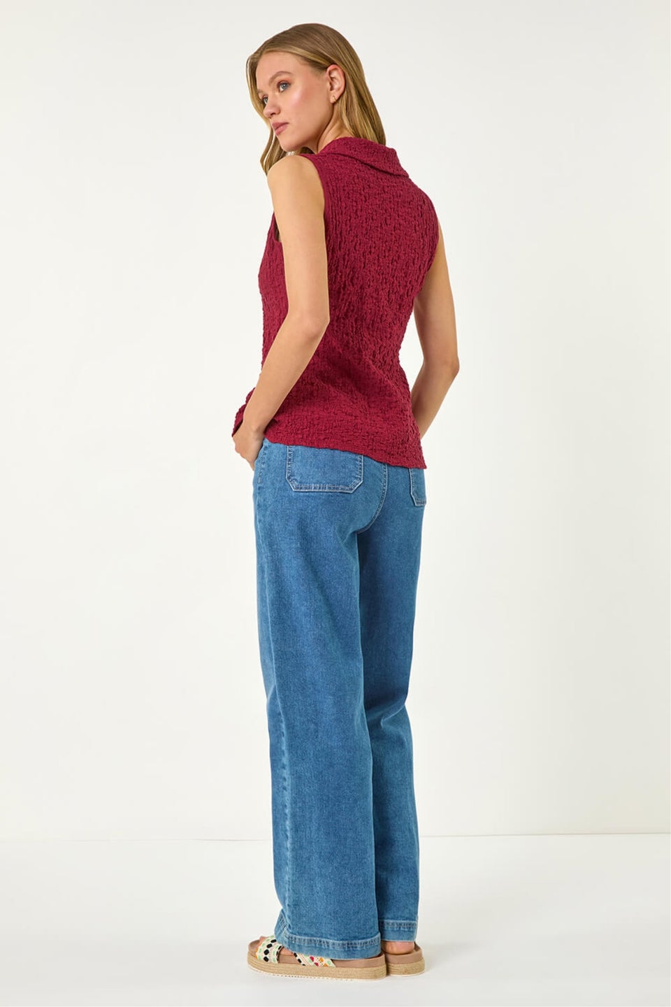 Roman Burgundy Wine Textured Sleeveless Buttoned Blouse