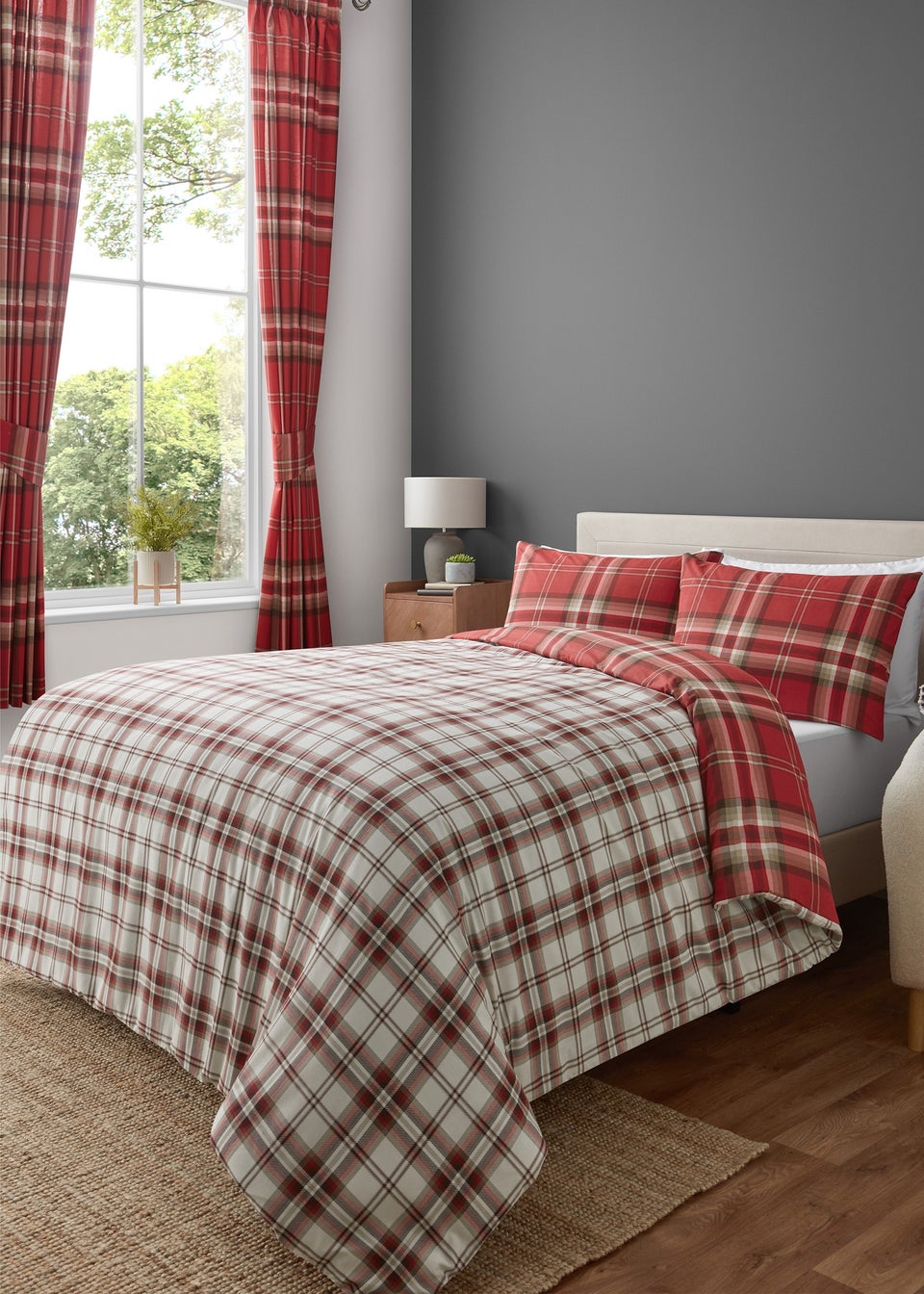 Catherine Lansfield Red Kelso Check Reversible Duvet Cover Set with Pillowcases
