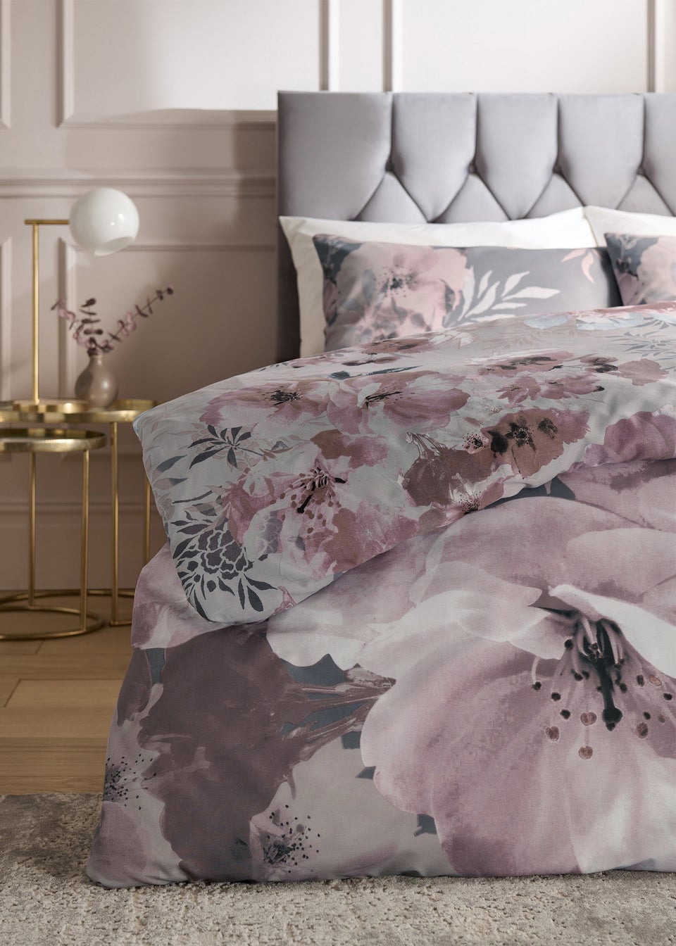 Catherine Lansfield Grey Dramatic Floral Reversible Duvet Cover Set with Pillowcases
