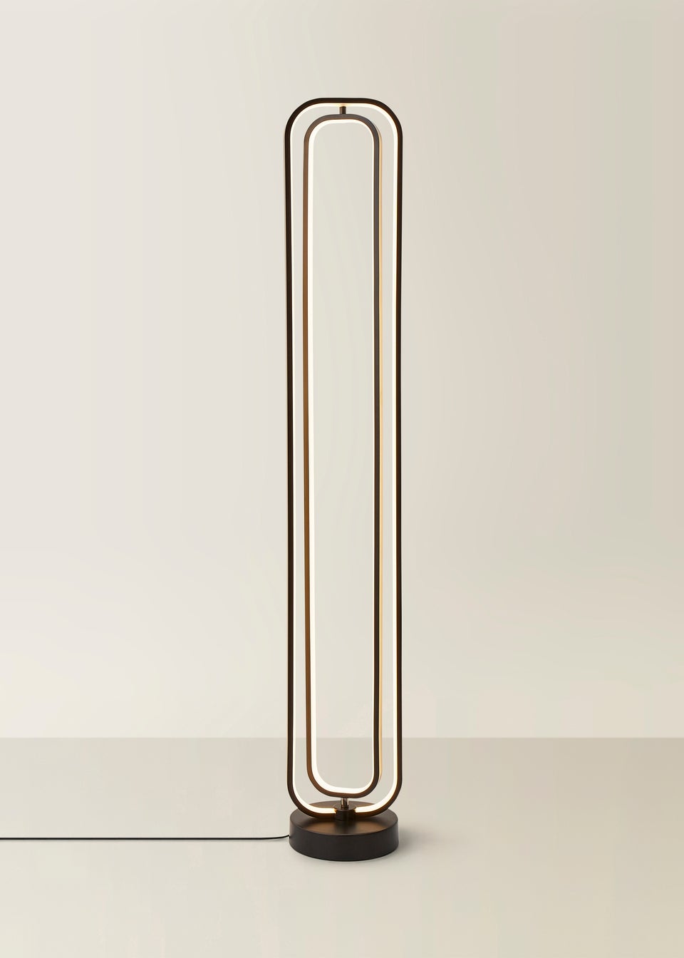 ValueLights Infinity Matte Black LED Floor Lamp