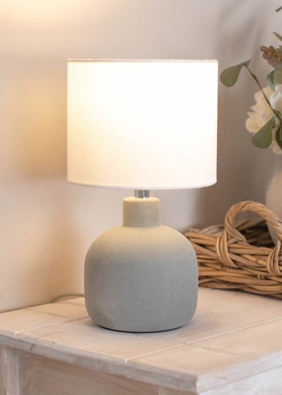 ValueLights Chelsea Natural Linen Shade Hand Finished Sandblast Grey Ceramic Table Lamp