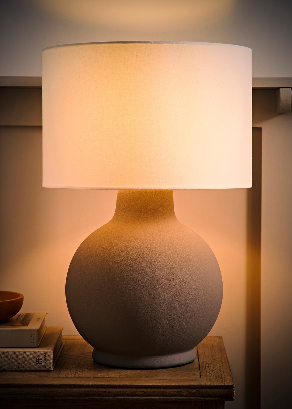 ValueLights Blair Natural Linen Drum Shade Hand Finished Ceramic Stoneware Table Lamp