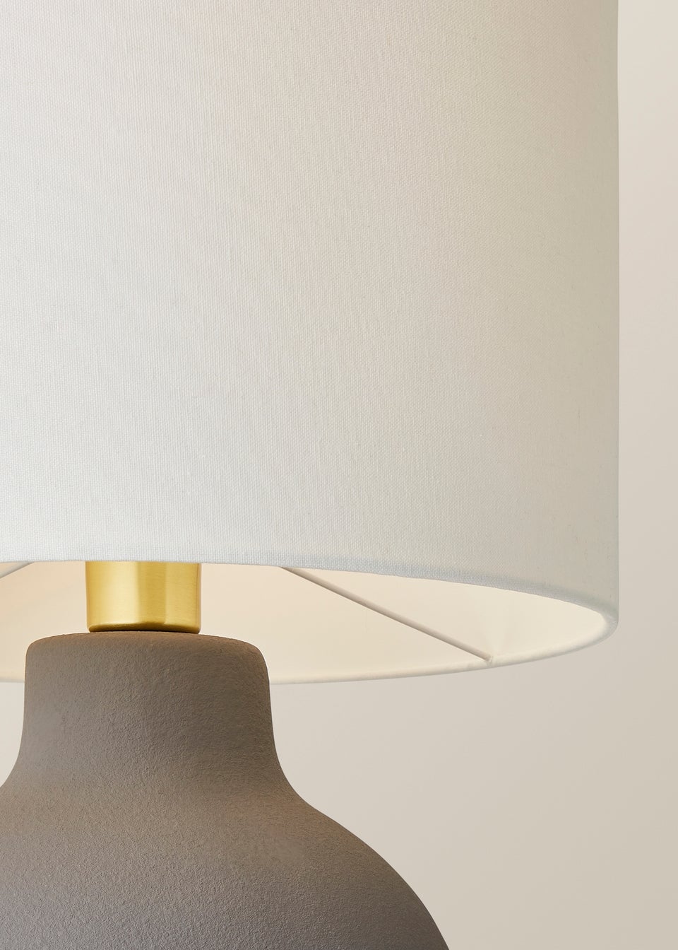 ValueLights Blair Natural Linen Drum Shade Hand Finished Ceramic Stoneware Table Lamp