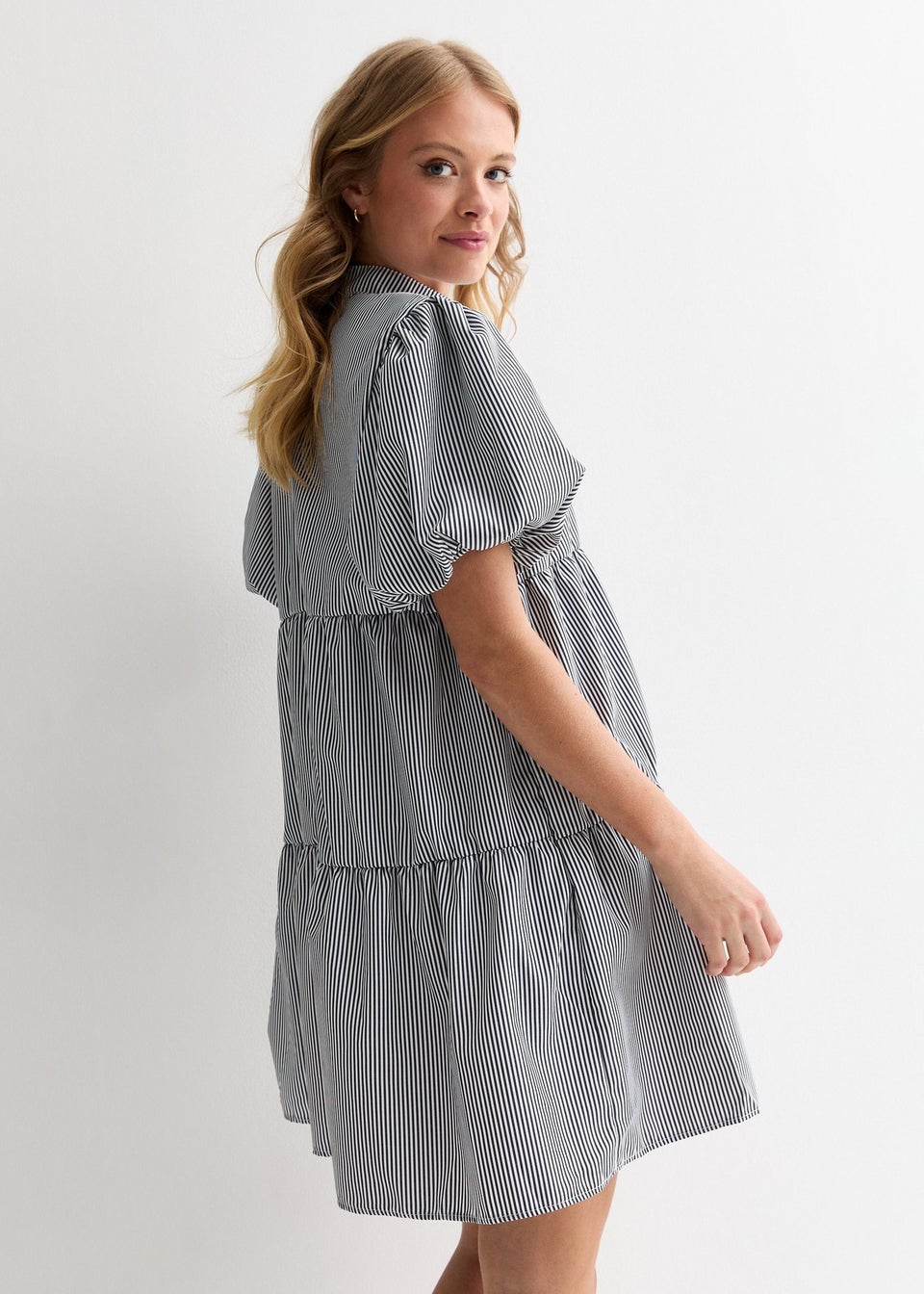 Gini London Black Puff Sleeve Stripe Tiered Dress