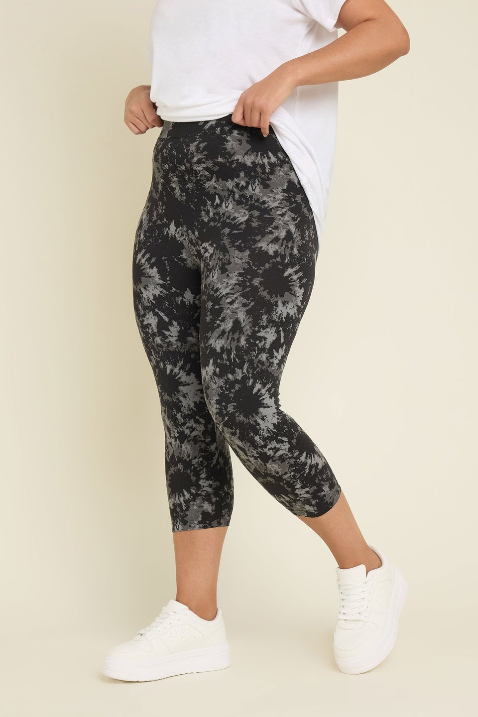 Yours 2 Pack Multi Colour Curve Grey Tie Dye Cropped Leggings