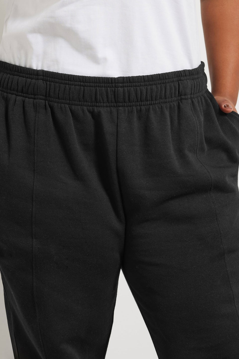 Yours Curve Black Tapered Leg Joggers
