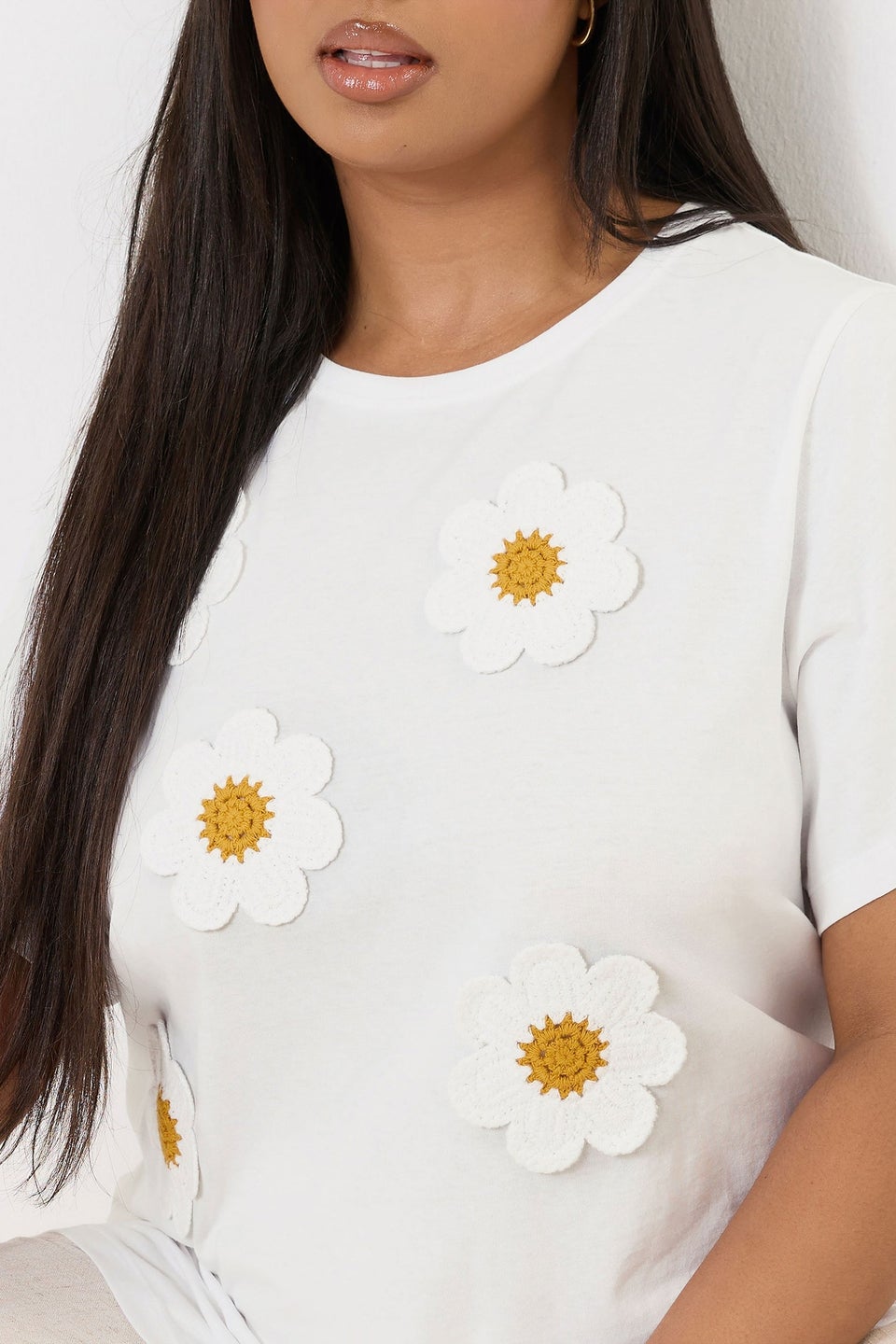 Yours Curve White Applique Daisy T-Shirt