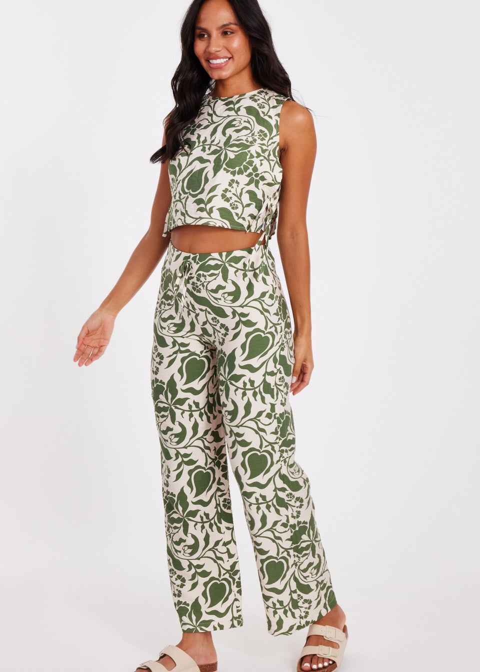 Quiz Multi Tropical Print Crop Top