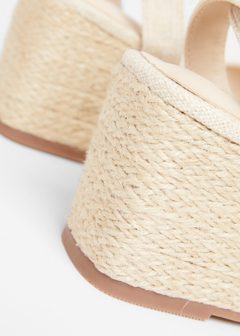 Quiz Cream Cross Strap Wedges