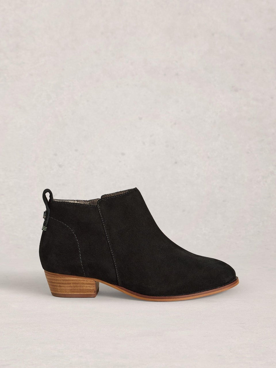 Wildlederstiefeletten mit weiter Passform