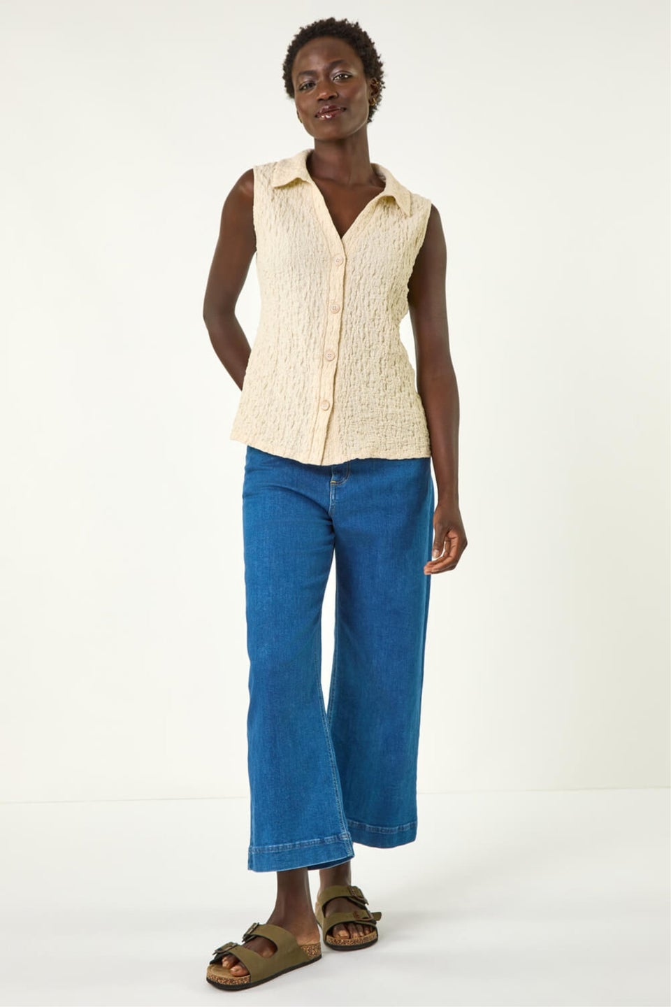 Roman Ivory Textured Sleeveless Buttoned Blouse