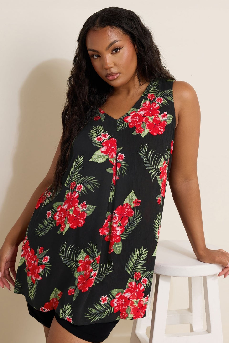Yours Curve Black Floral Print Pleat Front Vest Top
