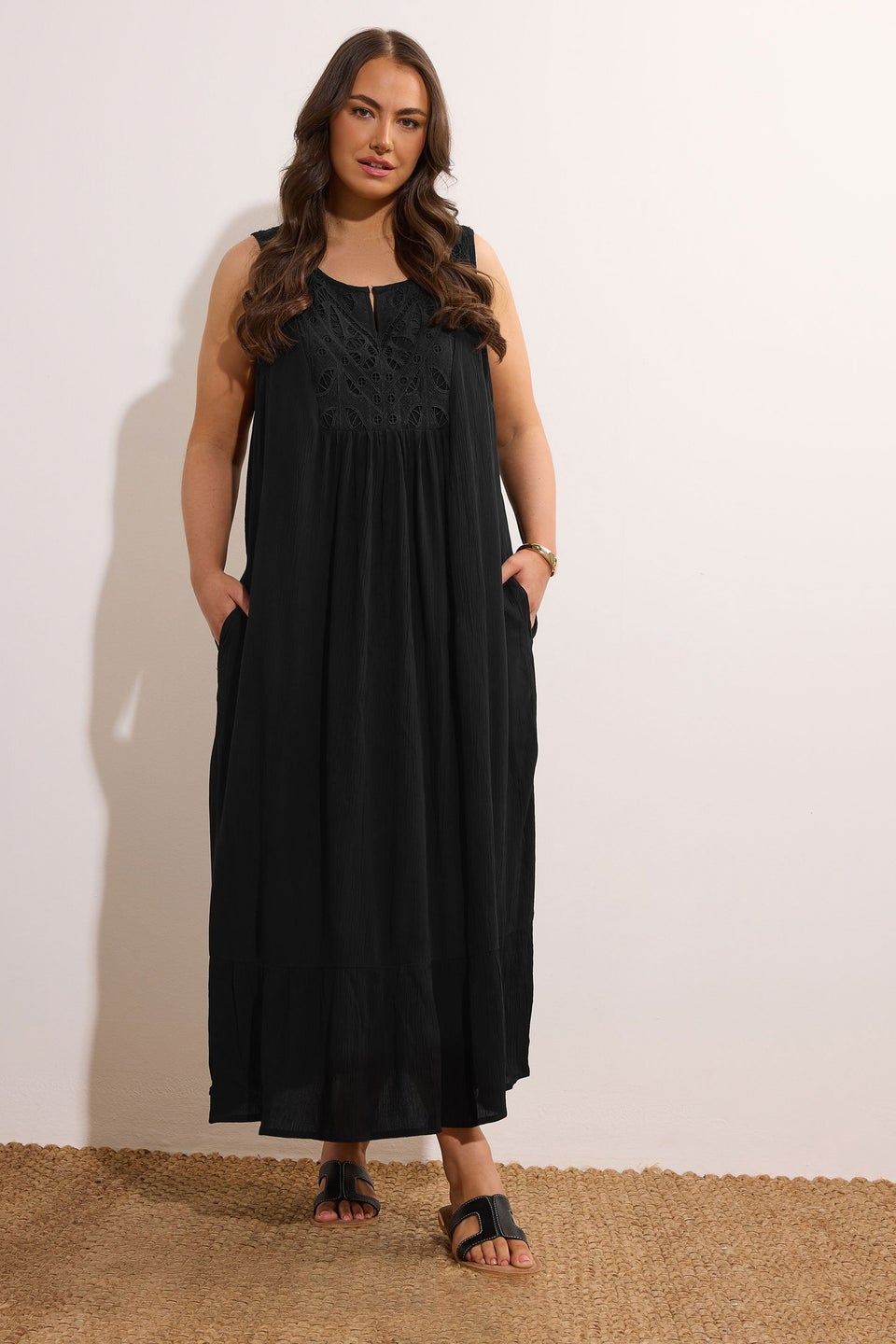 Evans Curve Black Crinkle Broderie Maxi Dress