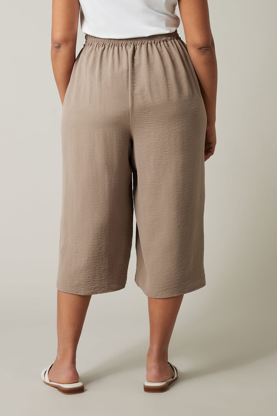 Evans Curve Taupe Brown Cropped Pocket Culottes