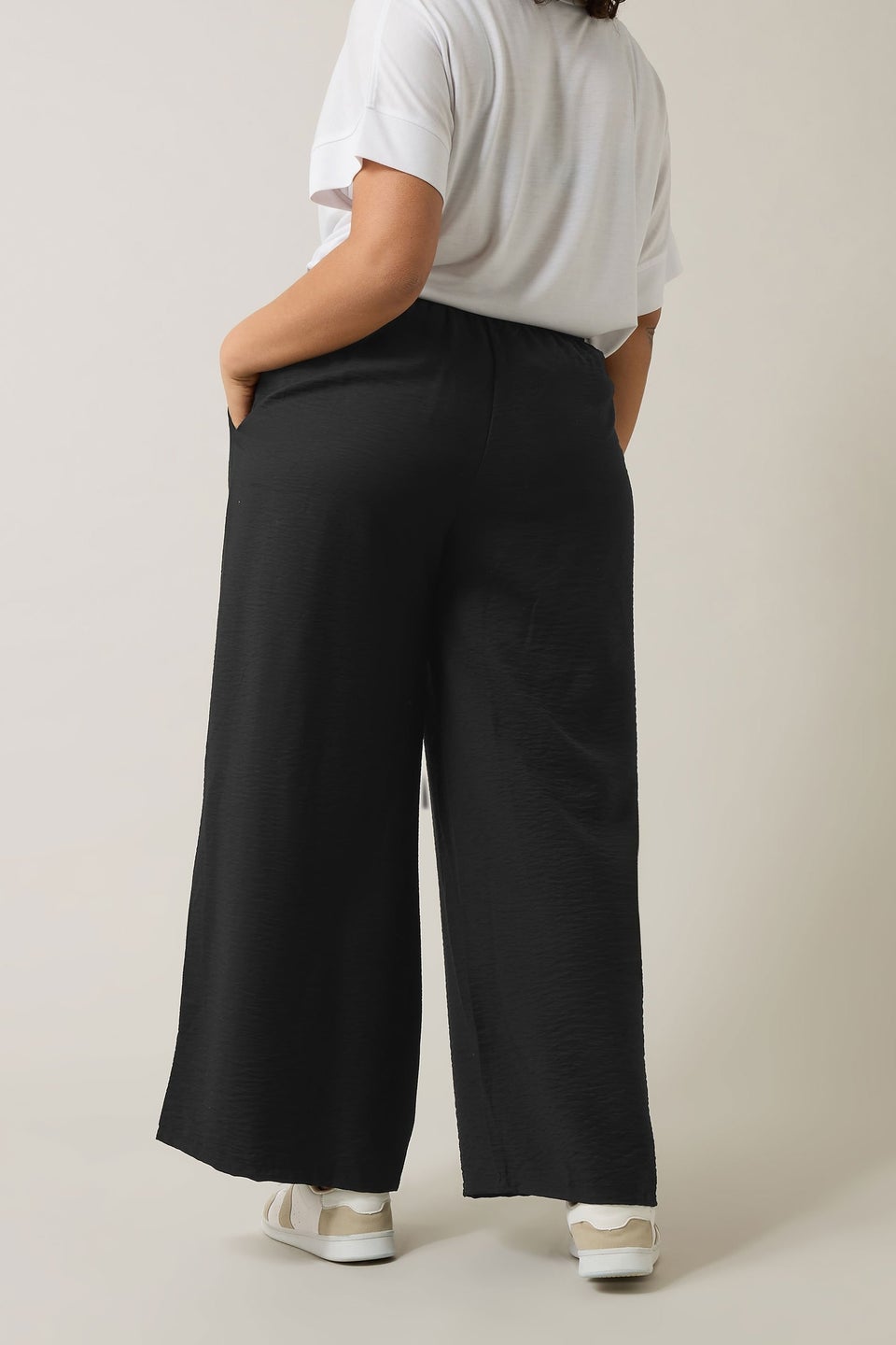 Evans Curve Black Elasticated Waist Wide Leg Trousers