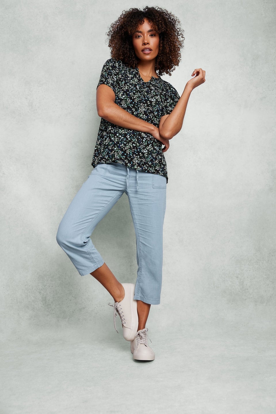 M&Co Blue Light Wash Drawstring Cropped Trousers