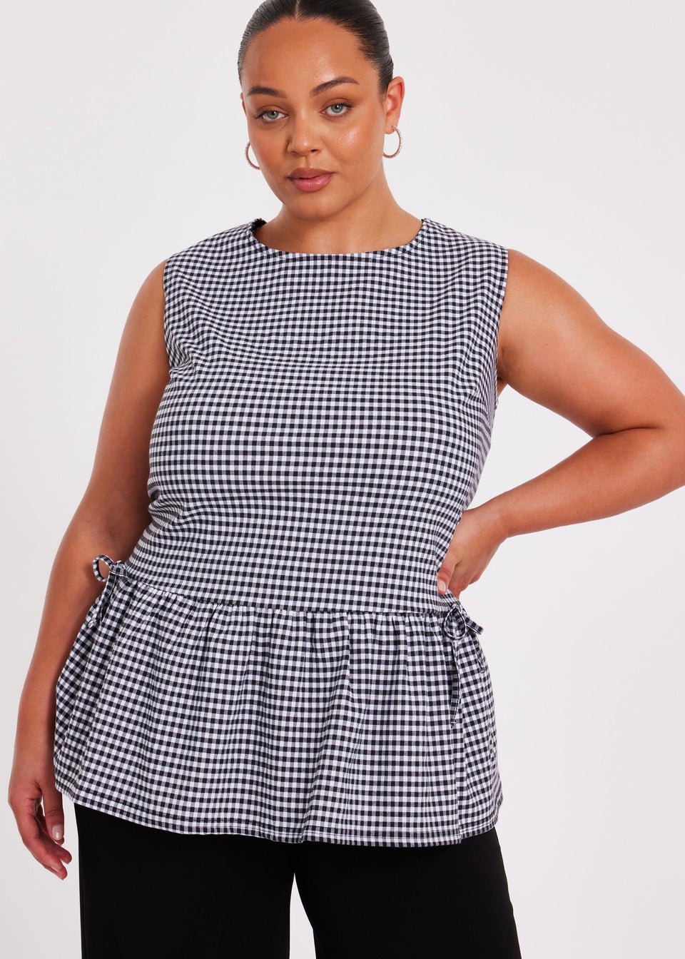 Quiz Black Curve Gingham Peplum Top