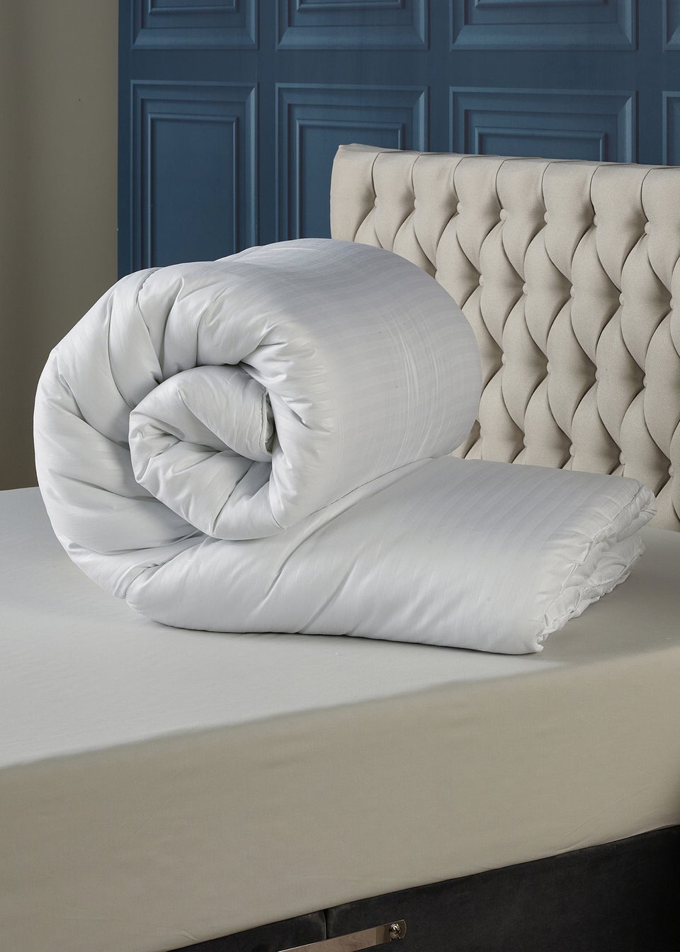 Downland White Hotel Duvet (10.5 Tog)