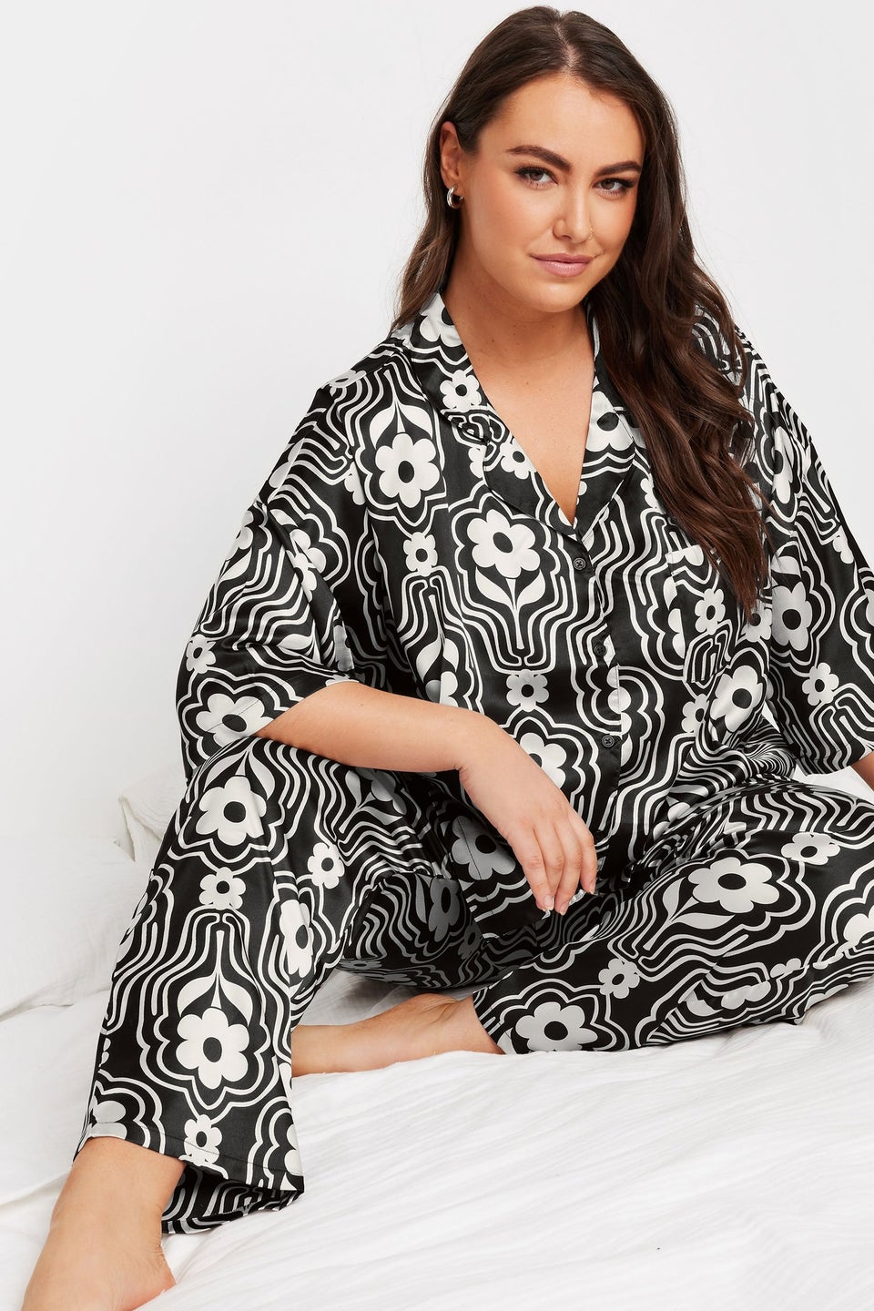 YOURS Curve Black Floral Print Satin Pyjama Set