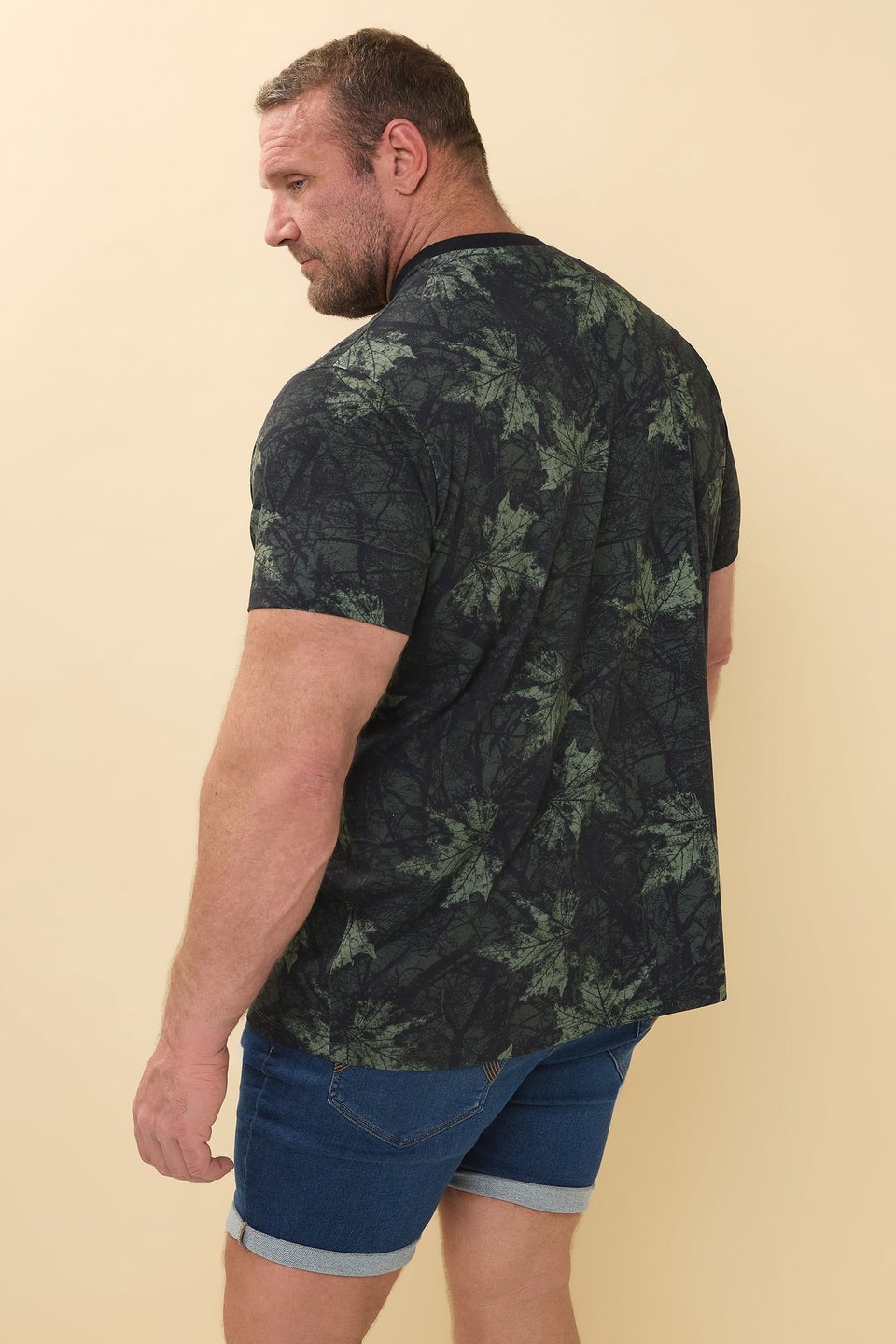 BadRhino Big & Tall Green Leaf Camouflage T-Shirt