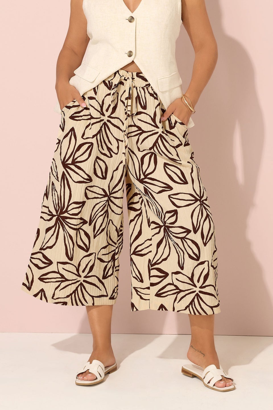 Yours Curve Stone Brown Textured Floral Midaxi Culottes