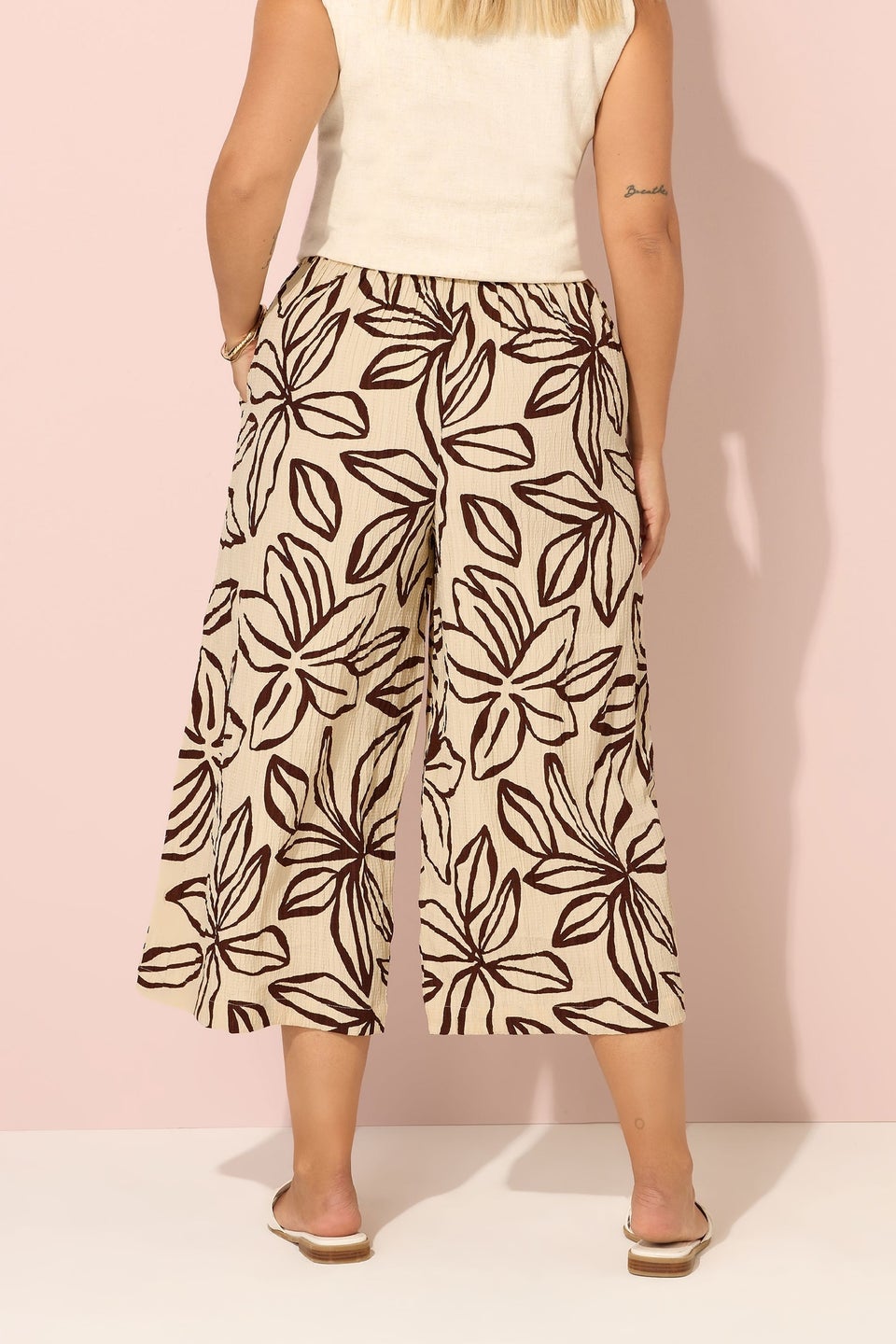 Yours Curve Stone Brown Textured Floral Midaxi Culottes