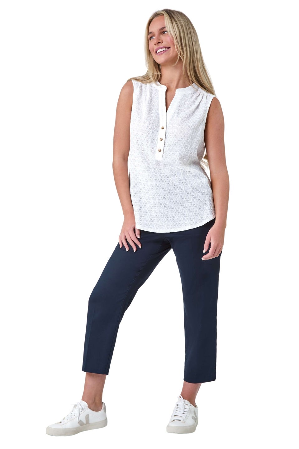 Roman White Petite Textured Sleeveless Top