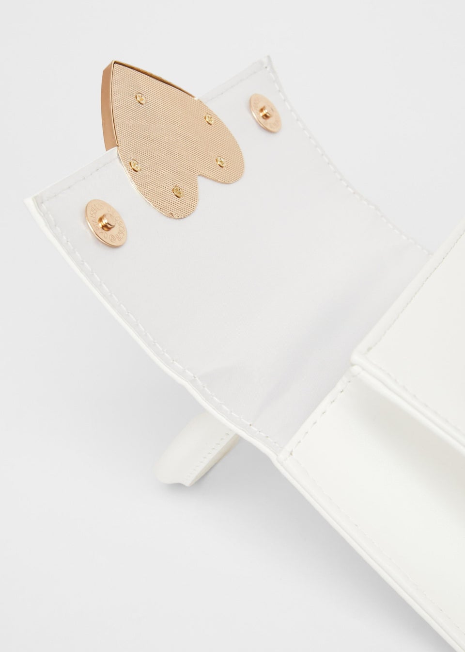 Quiz White Heart Detail Bag