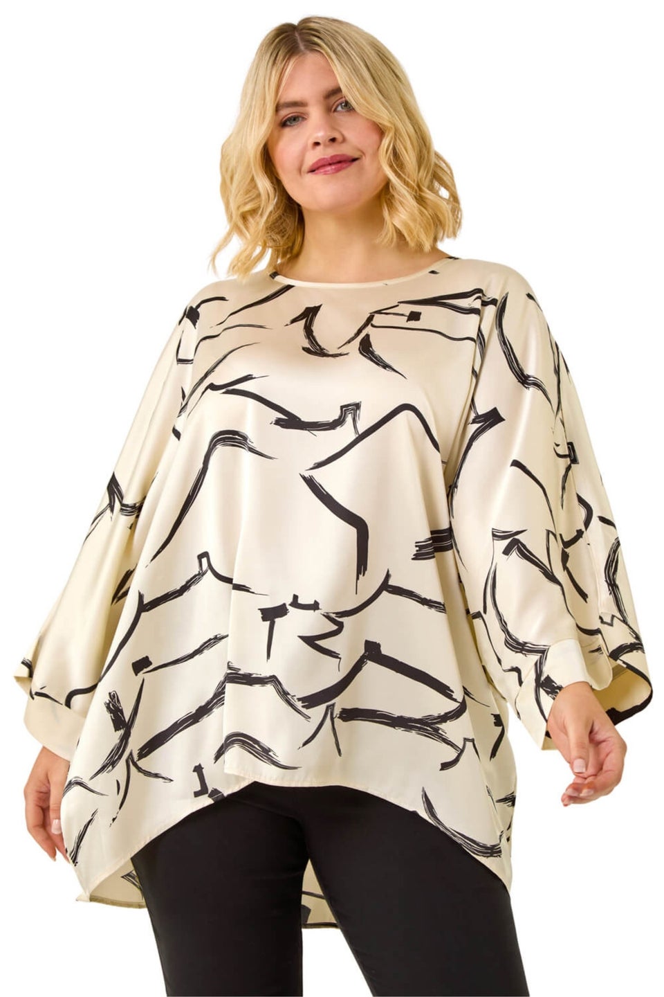 Roman Ivory Curve Mono Print Longline Top