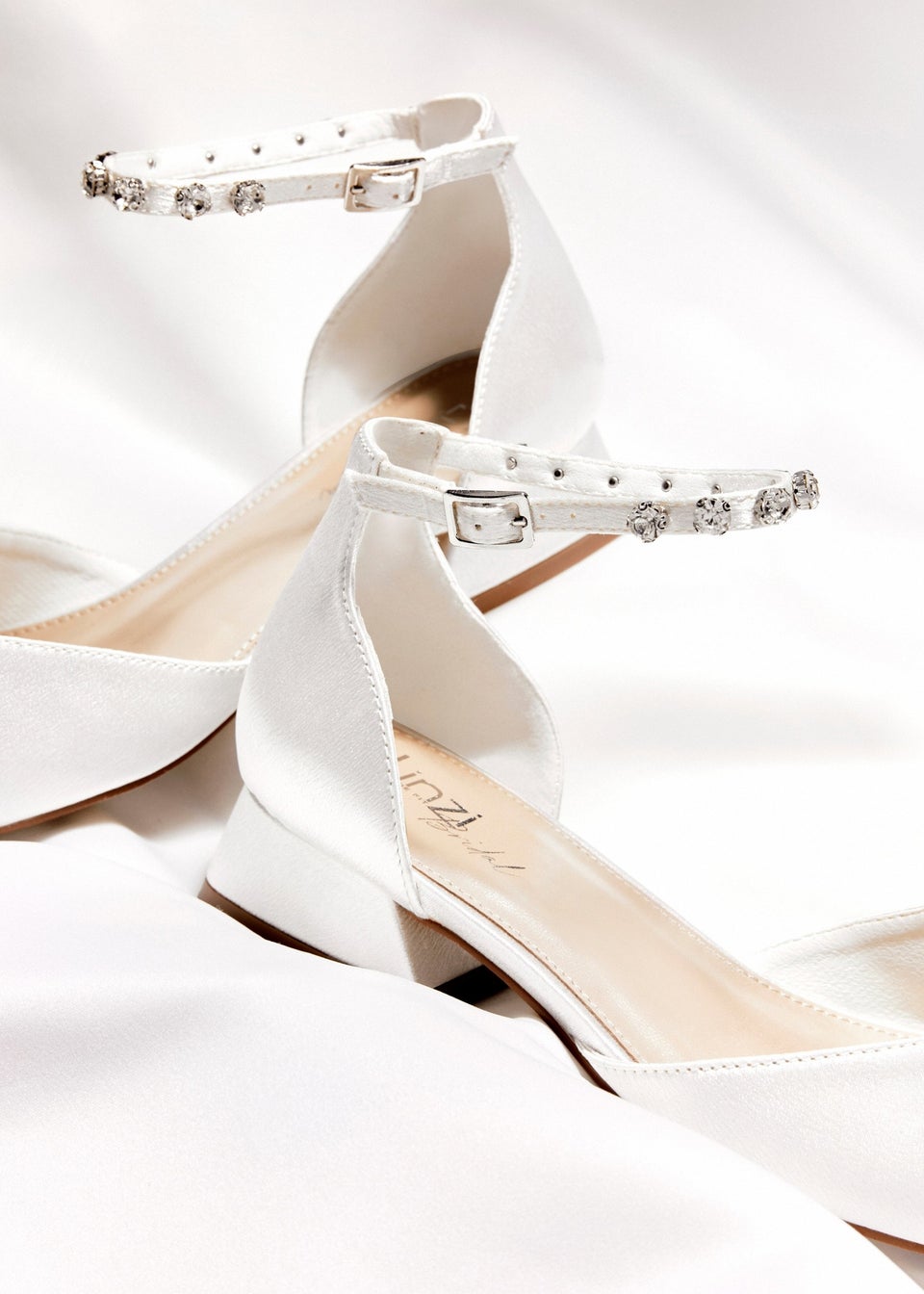 Linzi Everlasting Wide Fit Ivory Satin Low Block Court Heel