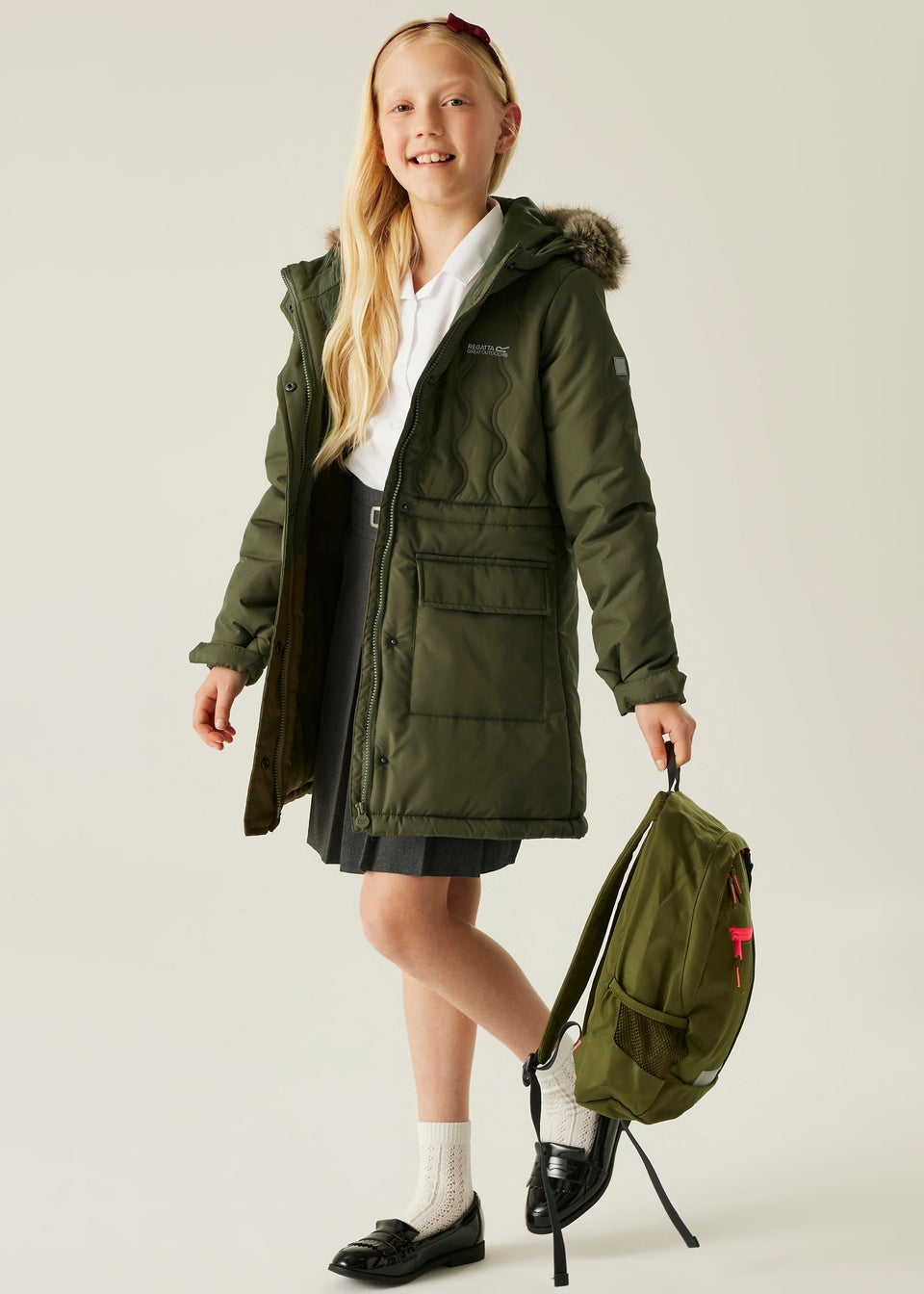 Regatta Forest Green Kids' Fabrizia II Reflective Jacket (3-16yrs)