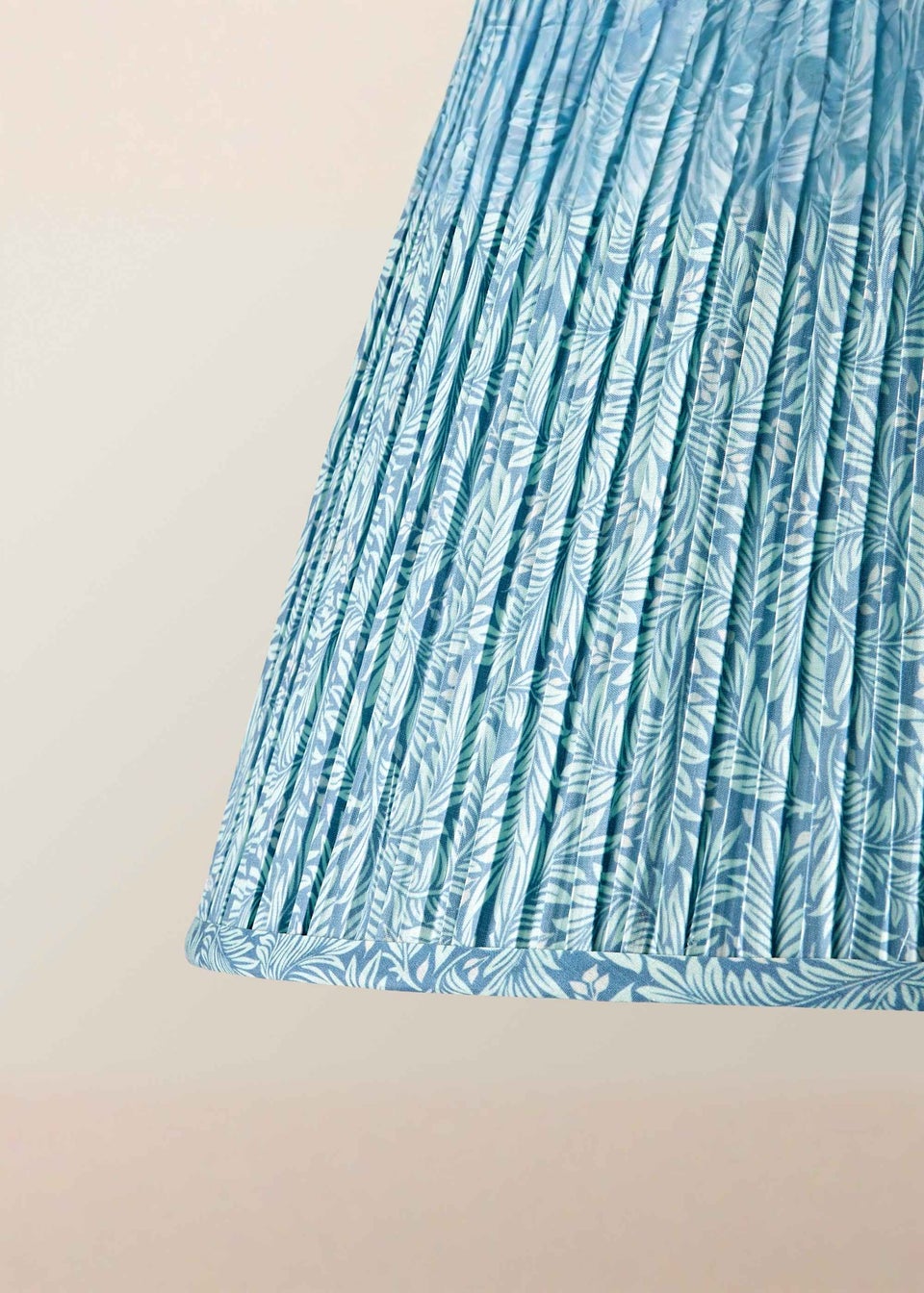 ValueLights Alba Blue Leaf Large Easy Fit Lampshade