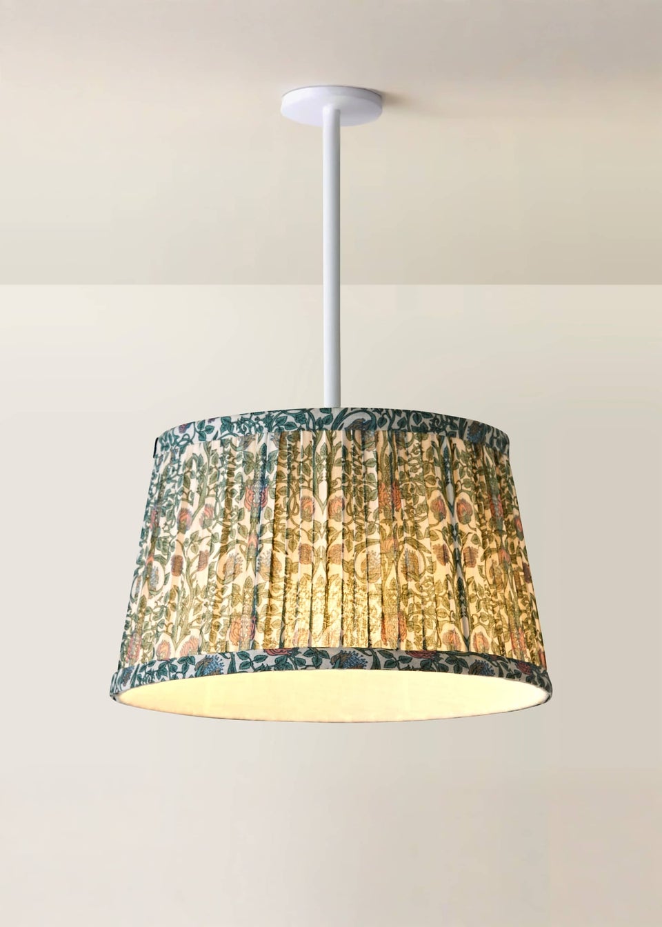 ValueLights Abel Floral Pleated Large Easy Fit Lampshade